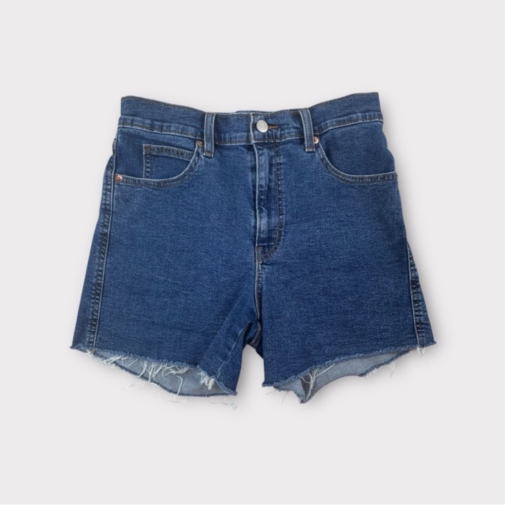 Levi’s Signature High Rise Denim Shorts Women’s Size 4 Stretch
